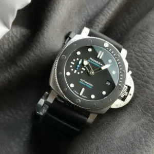 Panerai Submersible PAM0683 42mm Watch with Ceramic Dial