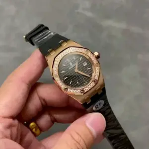 Royal Oak 67601 Quartz Watch