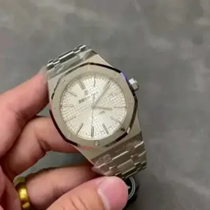 ZF Audemars Piguet Royal Oak 15400 with integrated CAL.3120 movement