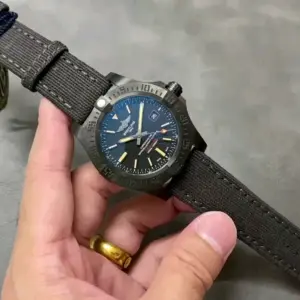 Breitling Blackbird Reconnaissance Watch 44mm