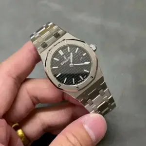 Audemars Piguet Royal Oak Quartz Women’s 33mm 67651ST