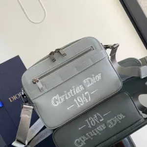 Safari Messenger Bag