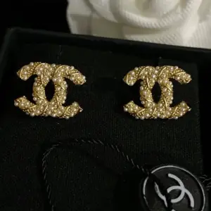 Pearl stud earrings