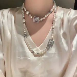 Chanel silver enamel block pearl necklace