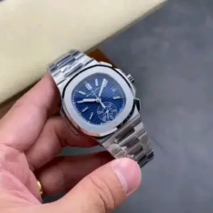 Oysterstyle chronograph watch with 3K factory