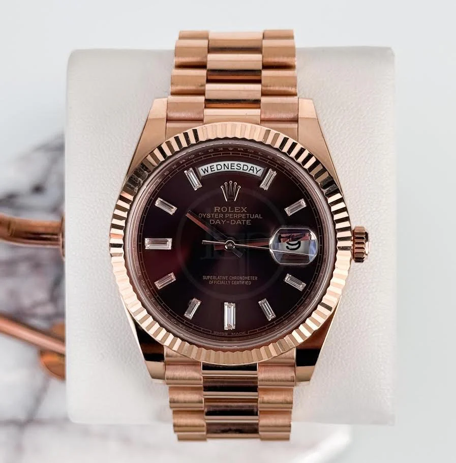 Rolex Day-Date 40 Rose Gold Chocolate Diamond Dial & Fluted Bezel President Bracelet 228235 –