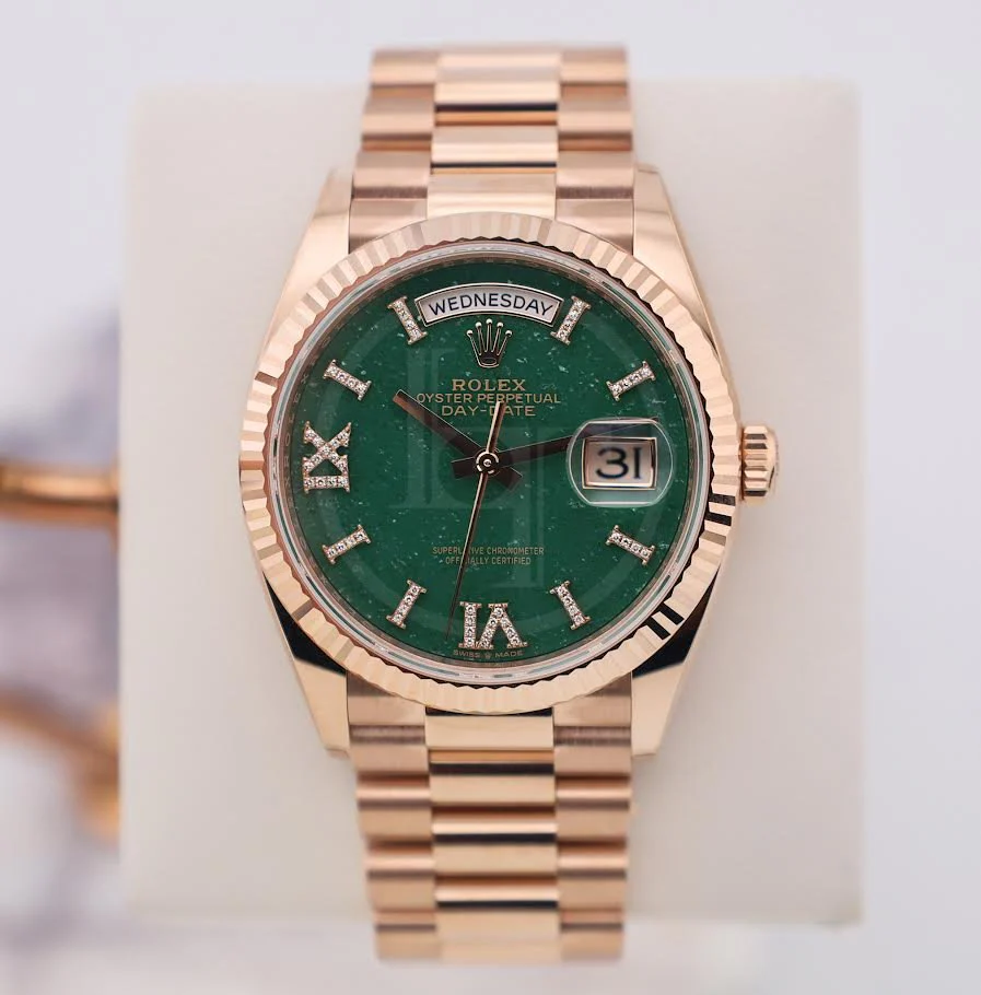 Rolex Day-Date 36 mm President Rose Gold Green Aventurine Diamond Dial Fluted Bezel – 128235