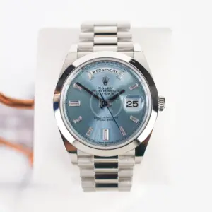Rolex Day-Date 40 Platinum Ice Blue Diamond Dial & Smooth Bezel President Bracelet 228206 –