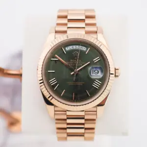 Rolex Day-Date 40 Rose Gold Olive Green Roman Dial & Fluted Bezel President Bracelet 228235 –