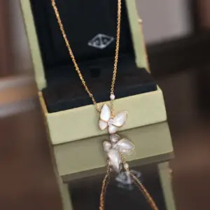 Two Butterfly series lock-necklace with mother-of-pearl
