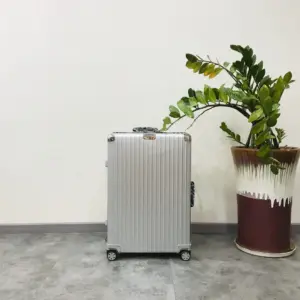 20ss latest classic flight aluminum suitcase