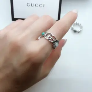 Double G Flower Engraved Ring