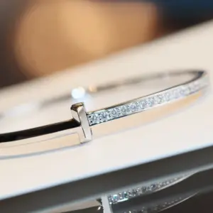 T1 Hand bracelet