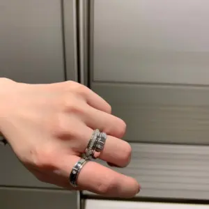 Platinum Cartier ring single seven full diamond