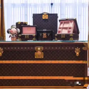 Elegant Organizer