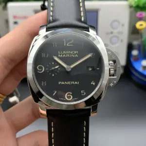 Panerai VS pam359 Watch