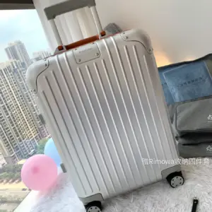 Rimow Original Twist luxury travel bag