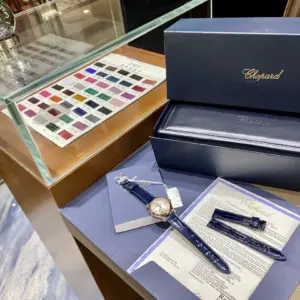 Chopard Happy Diamonds 33mm Watch