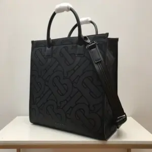 B brand spacious tote bag