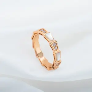 Serpenti Viper Mother of Pearl Ring