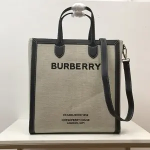 B brand spacious open mouth tote bag