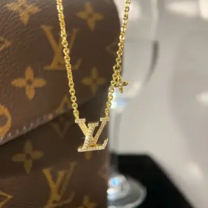 Logo fashion jewellery series essential quality series