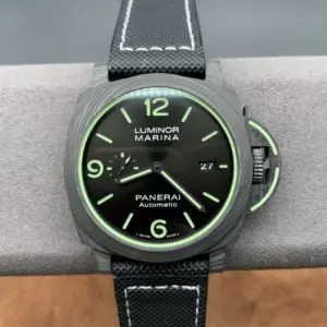 VS Panerai PAM1118