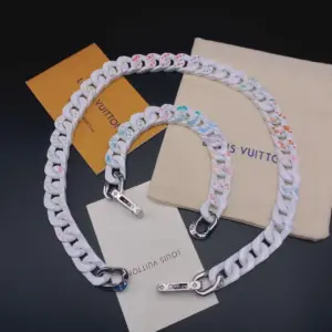 White graffiti chain bracelet inspired by Virgil Abloh
