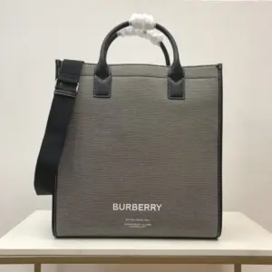 B brand spacious open mouth tote bag