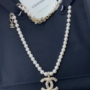 Cartier double C pearl necklace