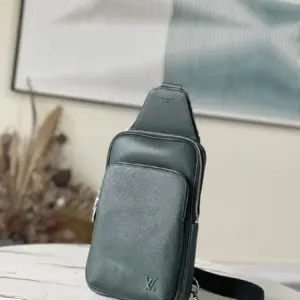 Avenue Crossbody Bag Green