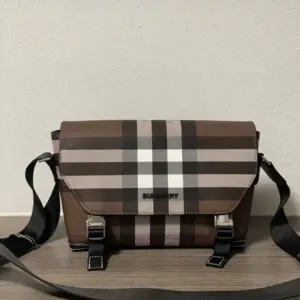 Latest messenger bag with brown checked pattern