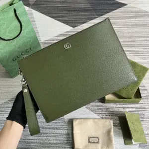 GG Marmont hand bag with olive green leather