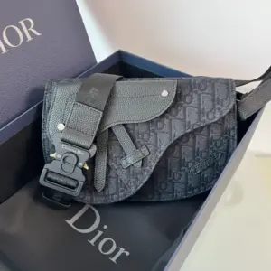Men’s saddle bag
