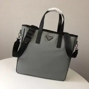 P brand exclusive nylon tote bag
