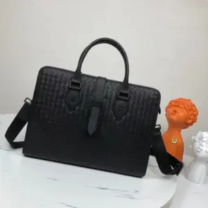 Premium Quality Leather Messenger Bag