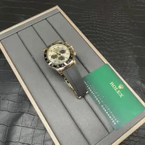 BT Lao Watches Daytona Golden ‘Yuwenle’ 4130 movement