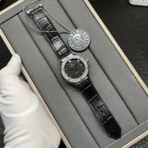 Classic Fusion watch 38mm black diamond