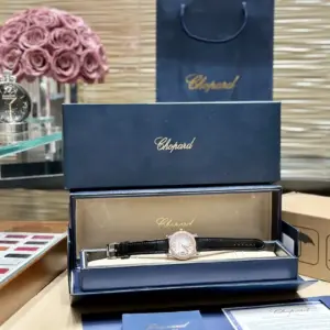 Chopard Happy Seven Diamonds Series Watch