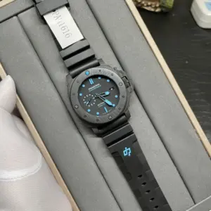 Panerai PAM1616 Carbon Fiber Watch with Calendar