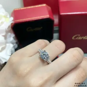 Cartier 2ct horn ring with diamond