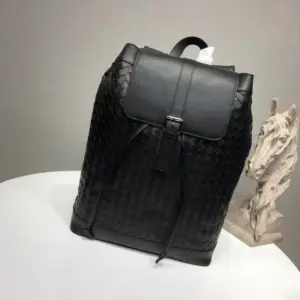 Waxed cowhide woven shoulder bag