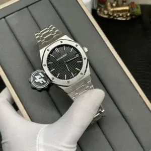 Audemars Piguet Royal Oak 15500 V1