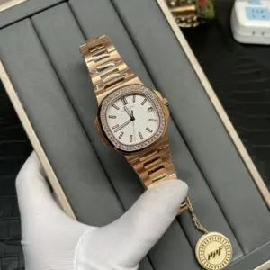Patek Philippe full gold Nautilus 5711 white face