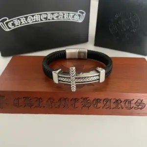 Classic Cross Bracelet