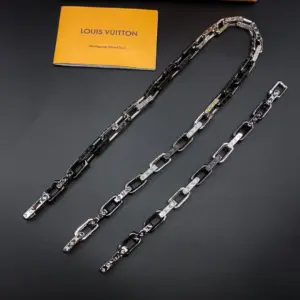 Louis Vuitton newest bamboo necklace set