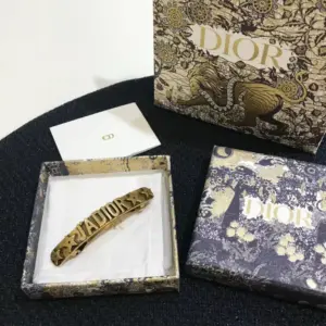 Dior Dedicated CD Earring in Soft Tone Pearl