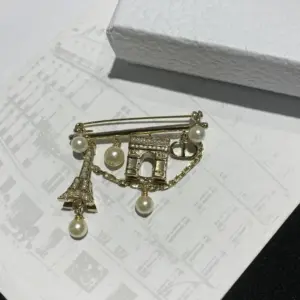 Dior Dedicated CD Earring in Soft Tone Pearl