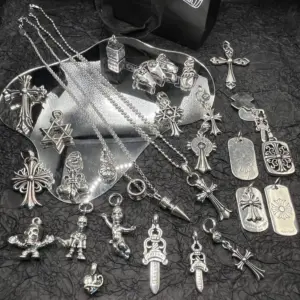 Chloe pendant collection necklace