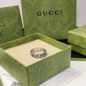 Gucci narrow vintage hollow ring